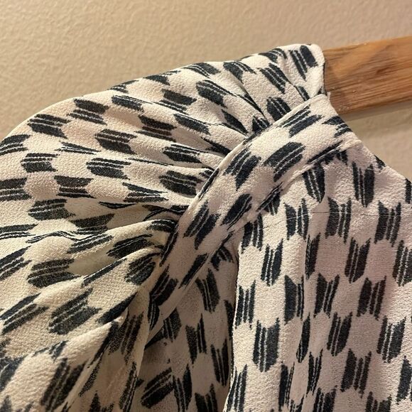 H&M Top - Picture 7 of 9